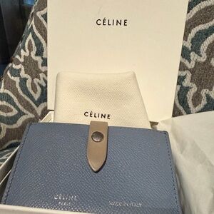 🛒 Céline EUC Blue Leather Accordian  Wallet